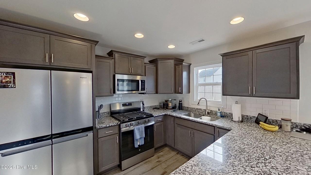 225 Lookout Ln - Photo 7 of 27