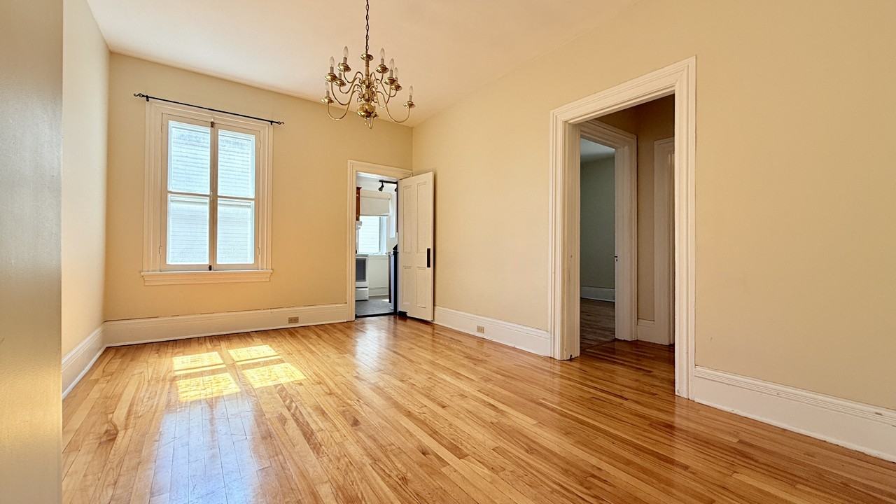 14 Galt St - Photo 3 of 8