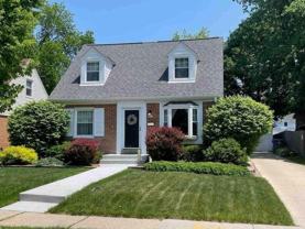 4942 N Berkeley Blvd - Photo 1 of 1