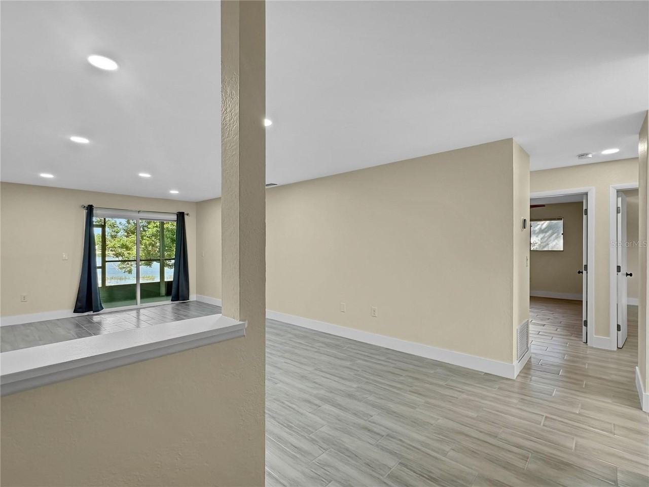 4126 Plantation Cove Dr #304 - Photo 2 of 13