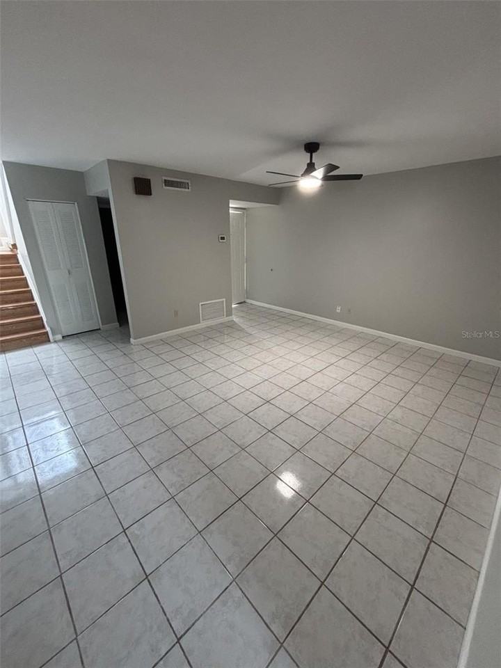 10307 Parkcrest Dr - Photo 6 of 31