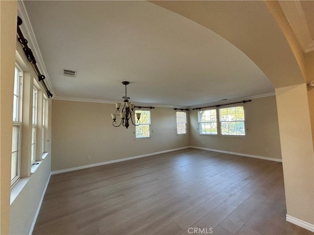 253 Bellafonte Ct - Photo 6 of 20