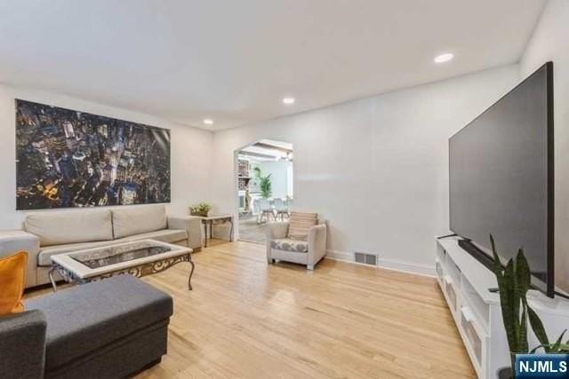 56 Morningside Ave - Photo 3 of 24