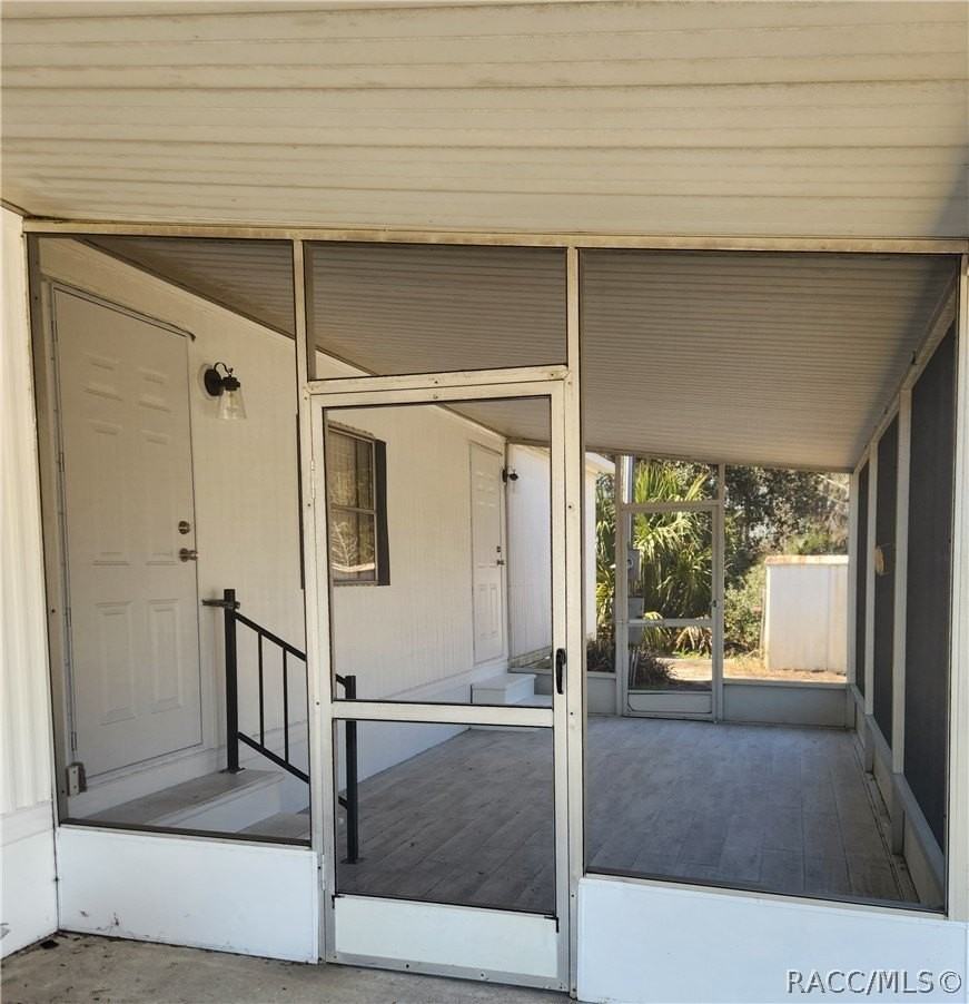 922 S Sunfish Ave - Photo 2 of 16