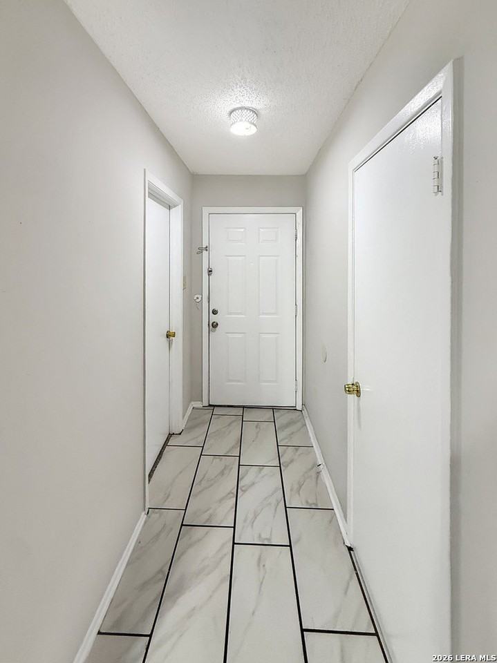 1017 Evening Dun St - Photo 2 of 22