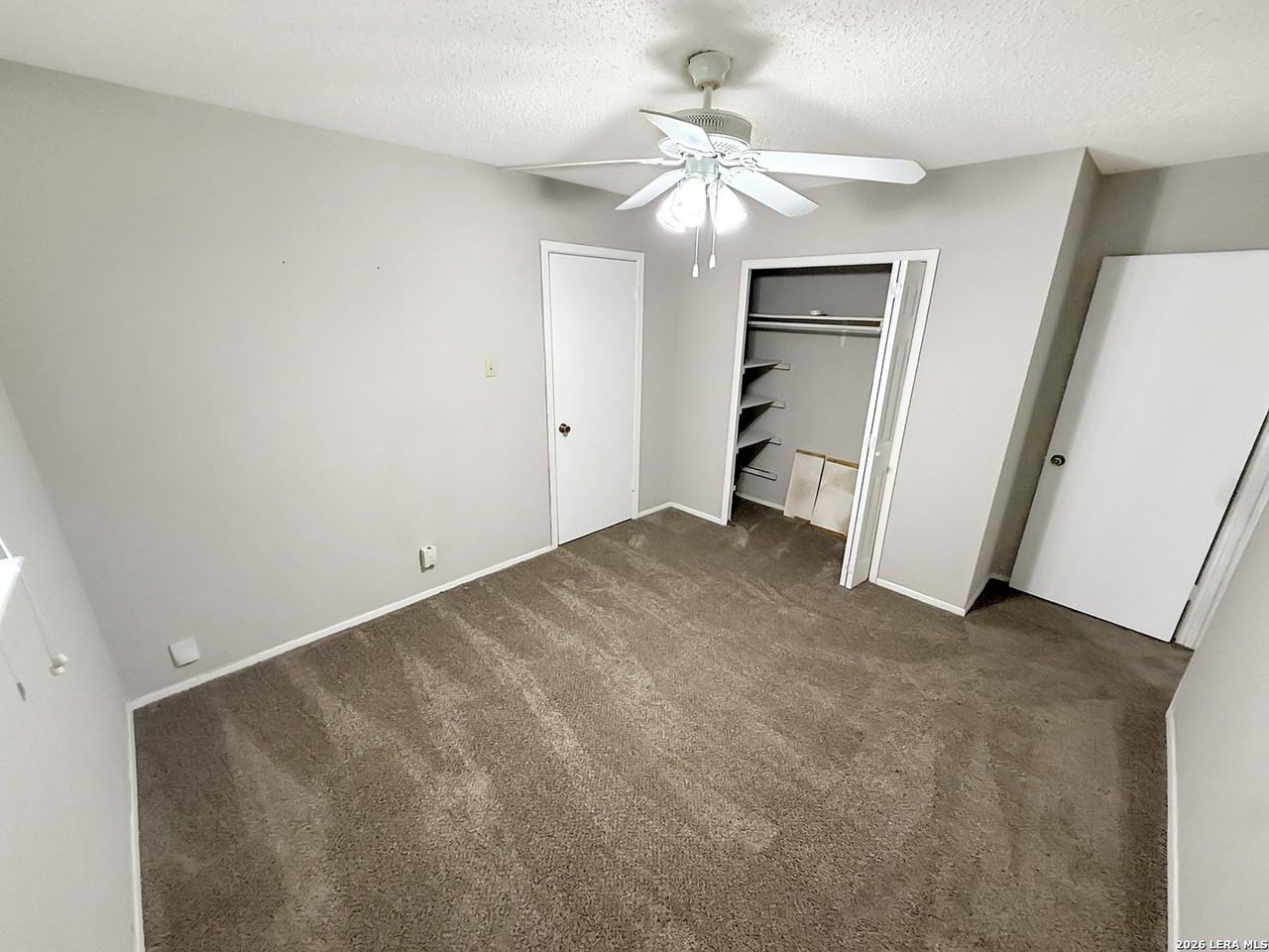 1017 Evening Dun St - Photo 4 of 22