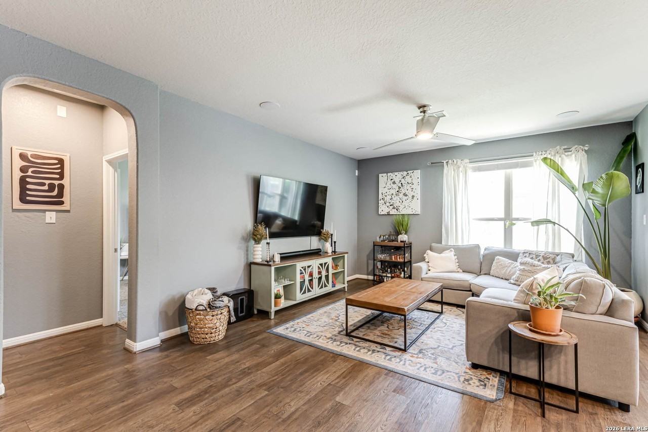 1802 Ayleth Ave - Photo 6 of 21