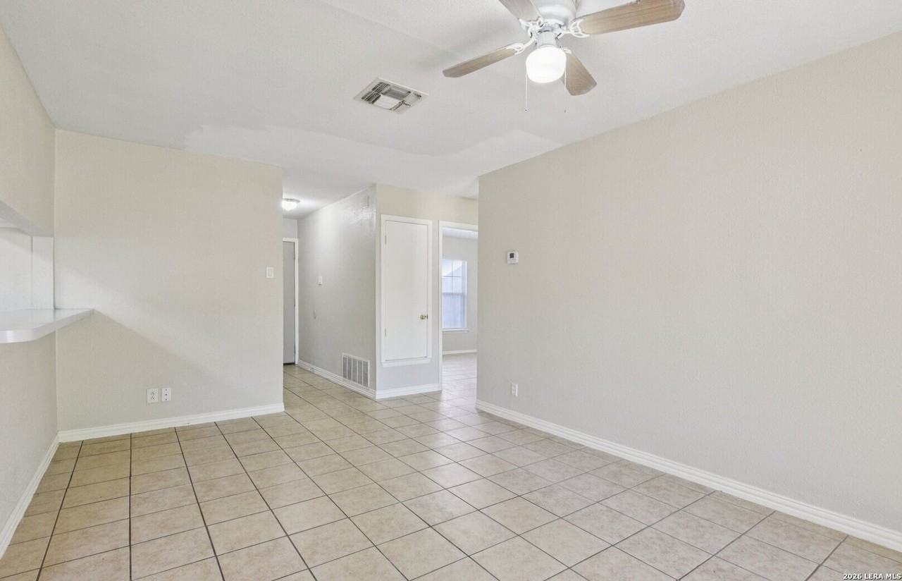 1314 Bitterlake - Photo 7 of 18