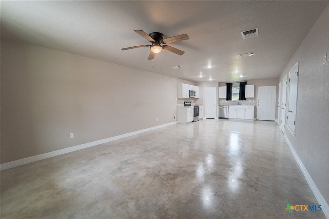 501 N 18th St #B - Photo 2 of 17