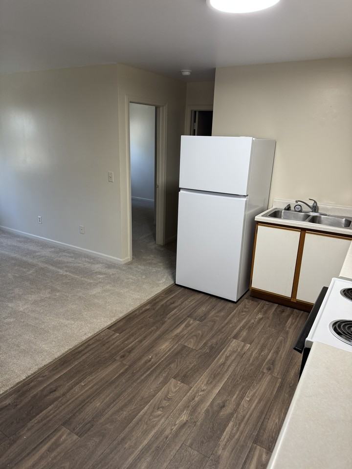 1130 Minns Dr #1130-8 - Photo 2 of 8