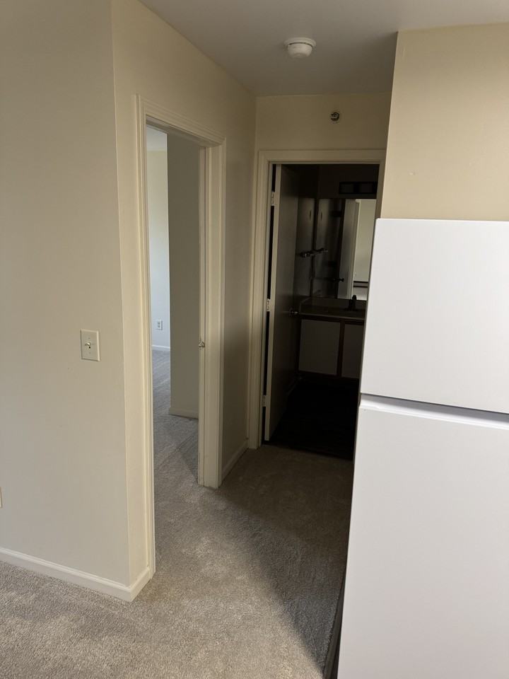 1130 Minns Dr #1130-8 - Photo 4 of 8