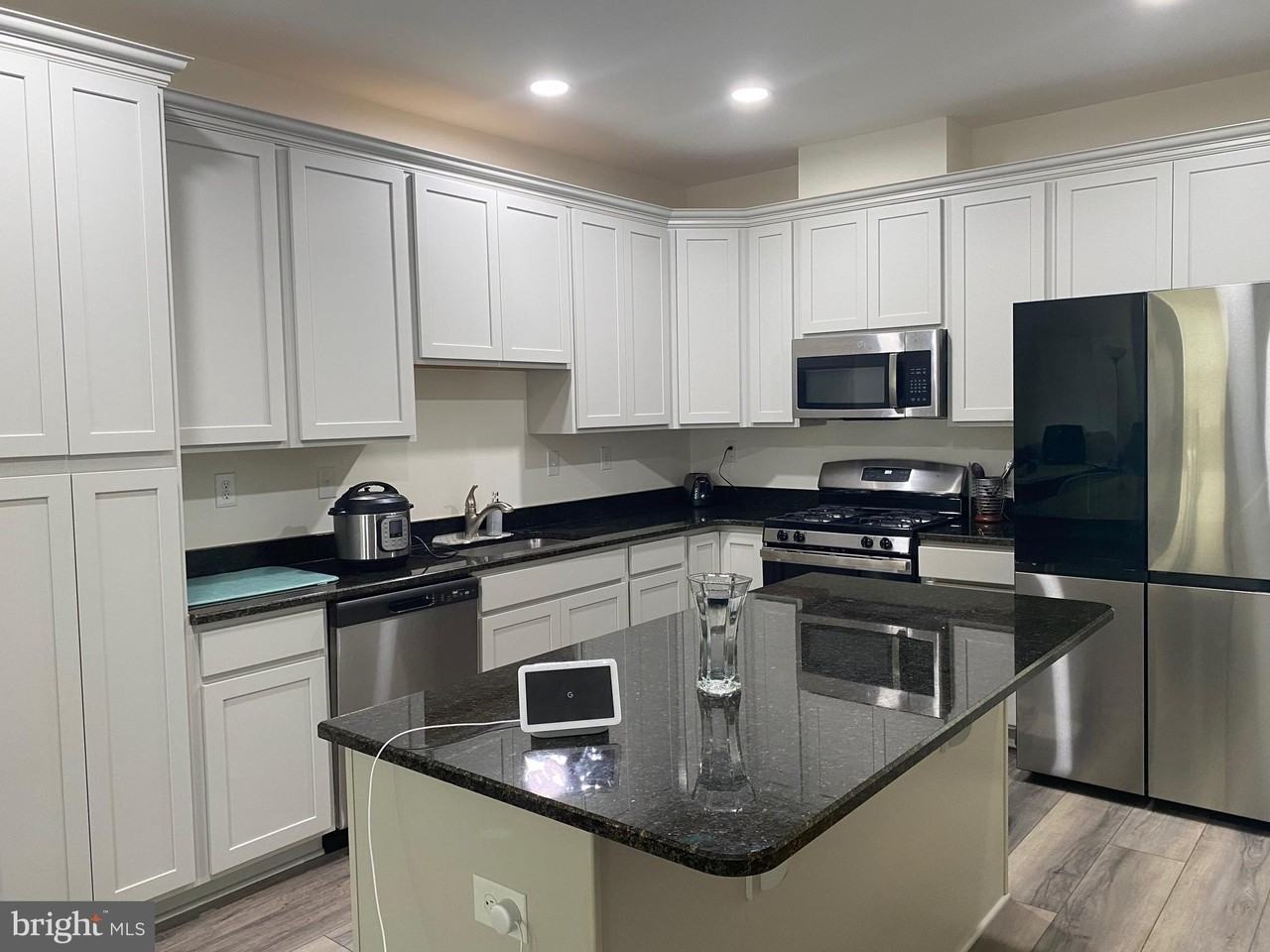 601 Gordon House Way - Photo 3 of 13