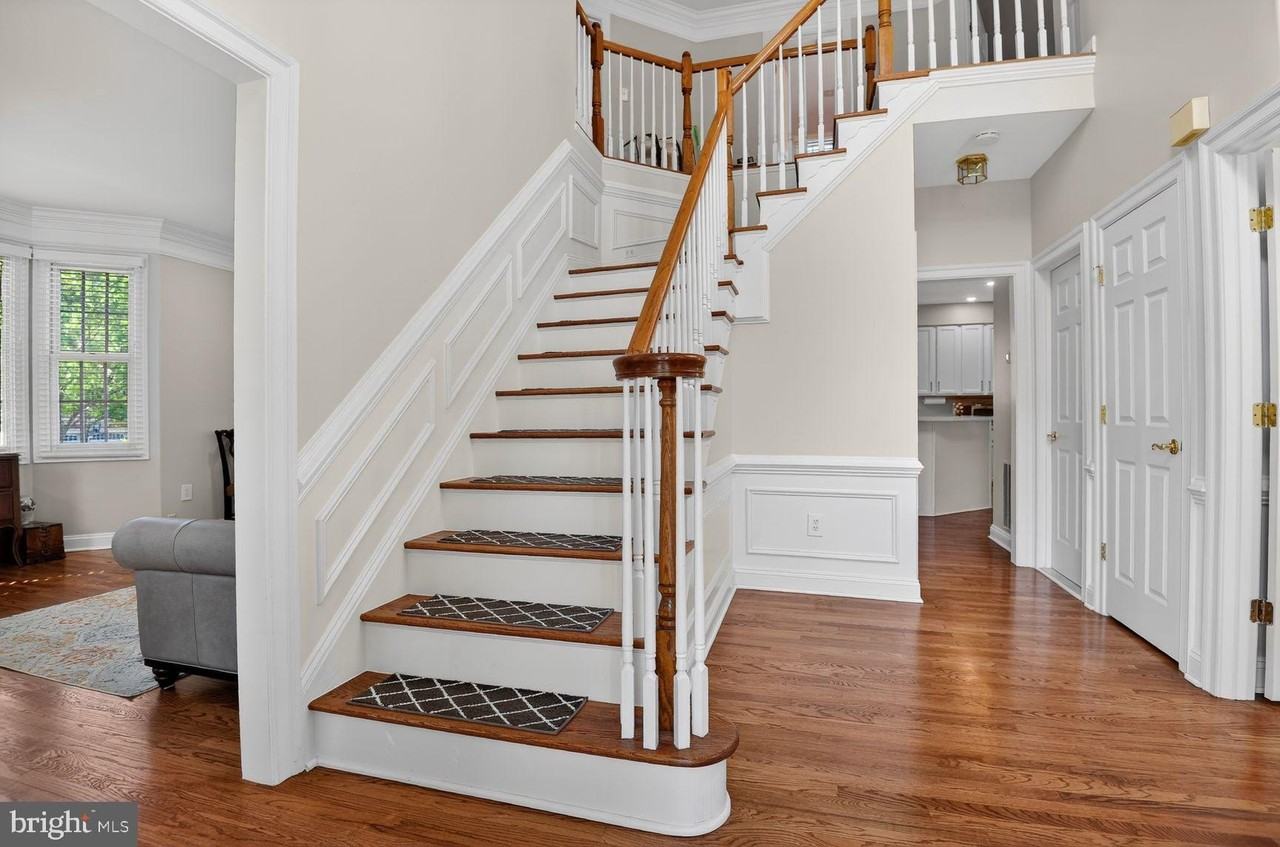 9908 Bald Cypress Dr - Photo 3 of 30