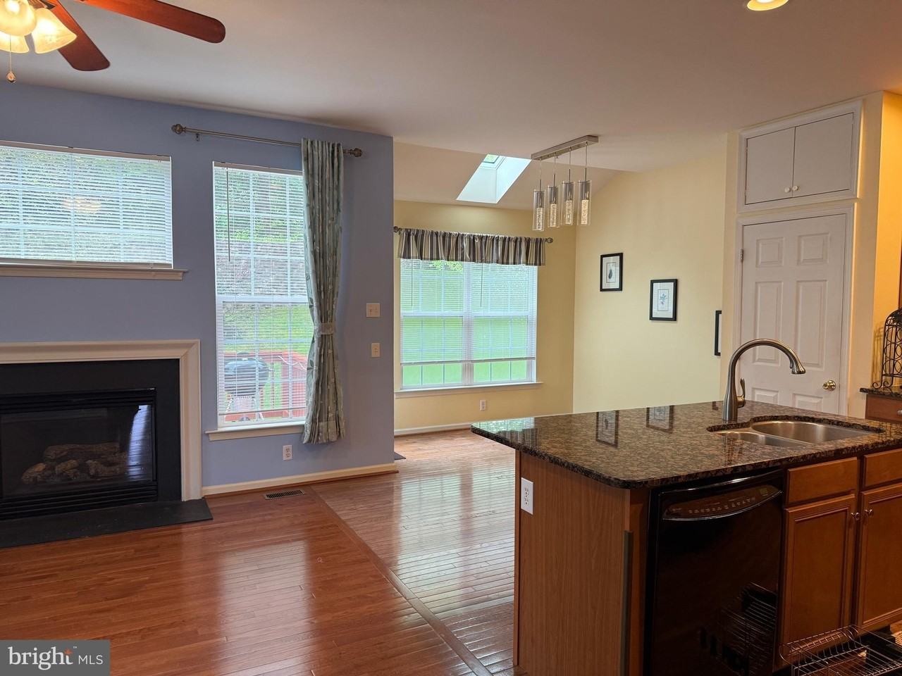 116 Fringetree Dr - Photo 4 of 20
