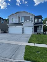 featured image of 112 E Snowy Egret Ave