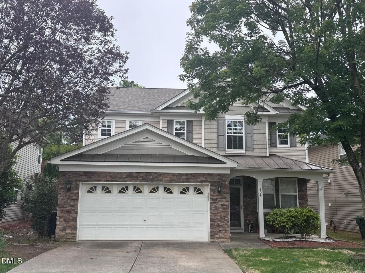 404 Byrams Ford Dr - Photo 2 of 45