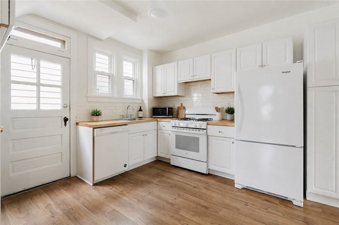 2651 Pioneer Ave - Photo 5 of 14