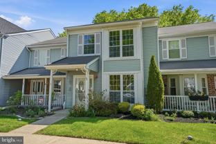 66 Fair Oaks Ct - Photo 1 of 1