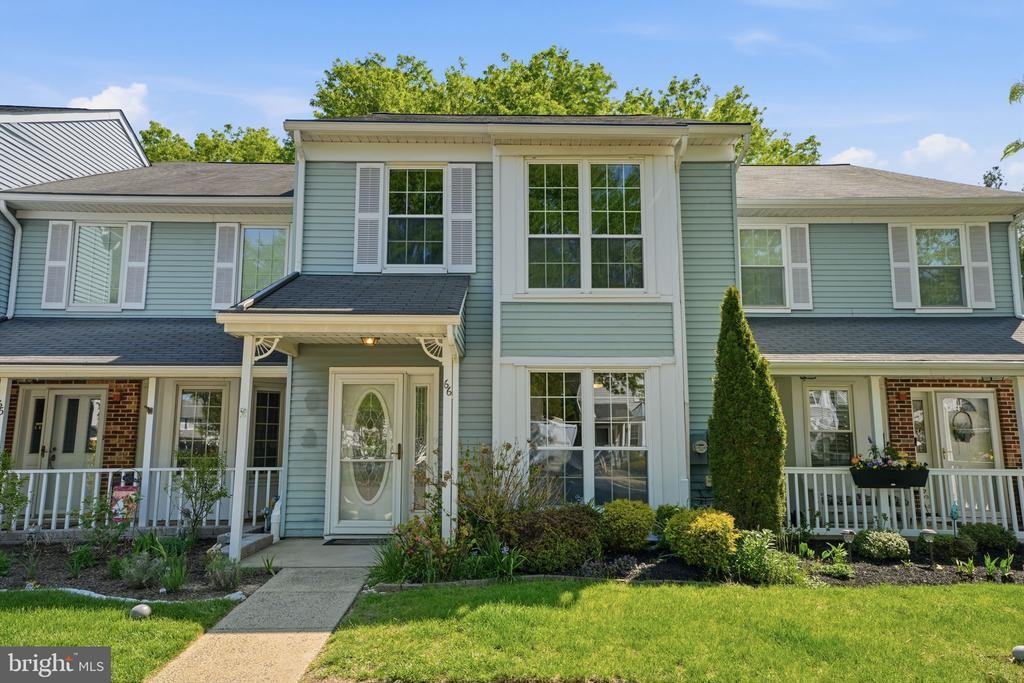 66 Fair Oaks Ct - Photo 2 of 40