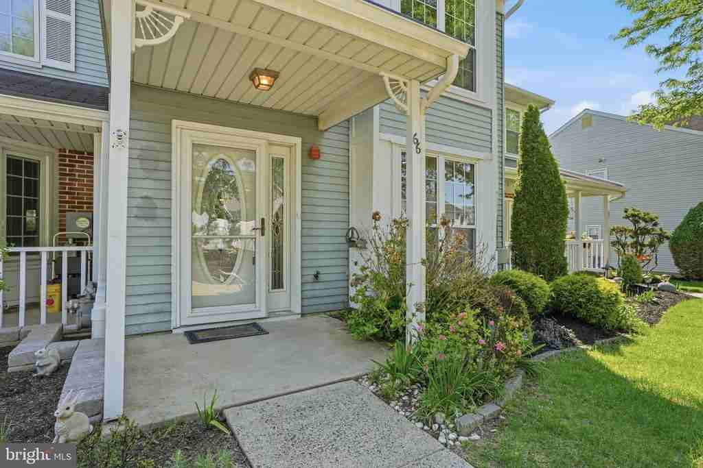 66 Fair Oaks Ct - Photo 3 of 40