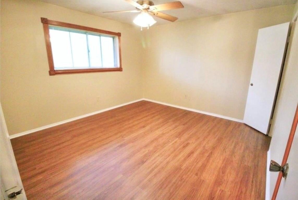 801 E Stadium Ct - Photo 5 of 9