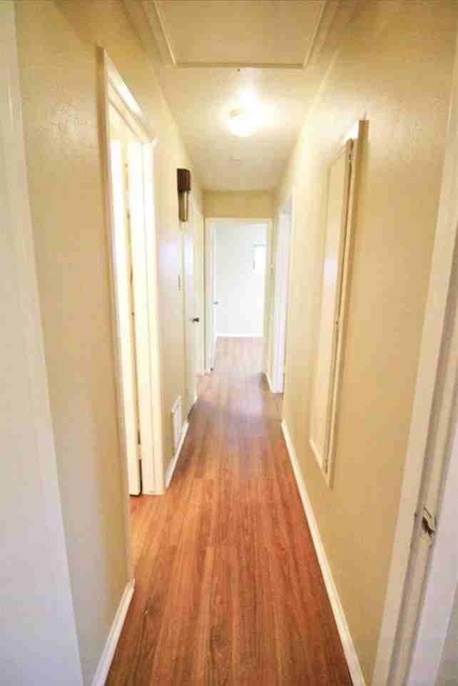 801 E Stadium Ct - Photo 7 of 9