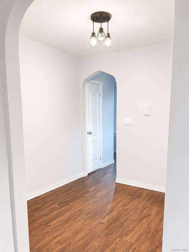 206 Hoyt St - Photo 6 of 7