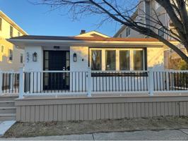 featured image of 527 W Market St