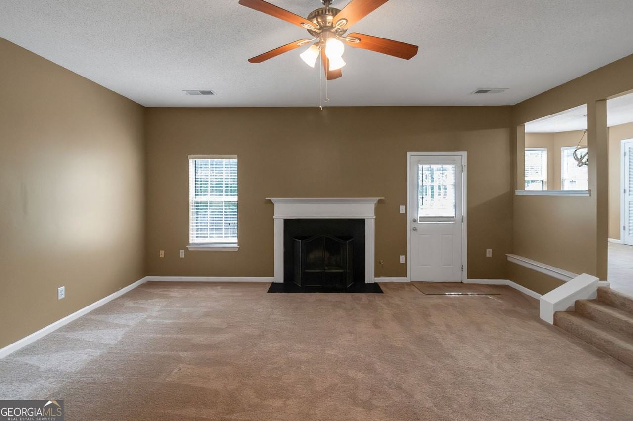 3117 Stonebridge Creek Dr - Photo 5 of 42