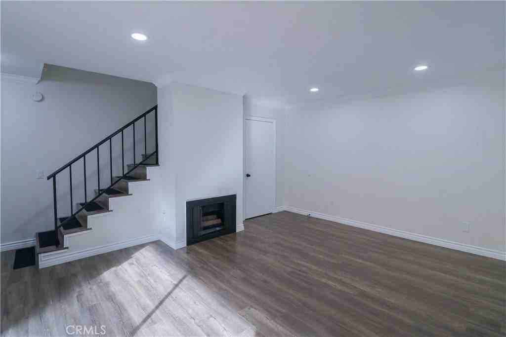 13540 Hubbard St - Photo 4 of 21