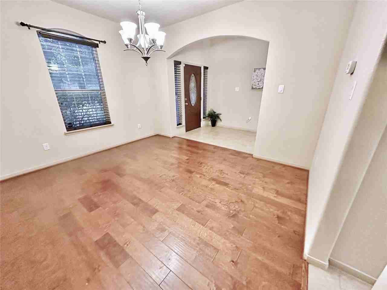 12801 Winter Springs Dr - Photo 2 of 23