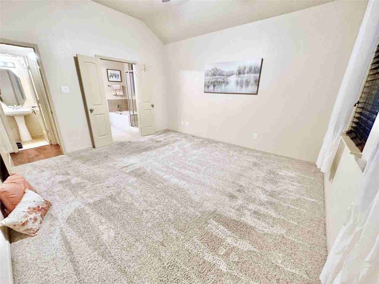 12801 Winter Springs Dr - Photo 7 of 23