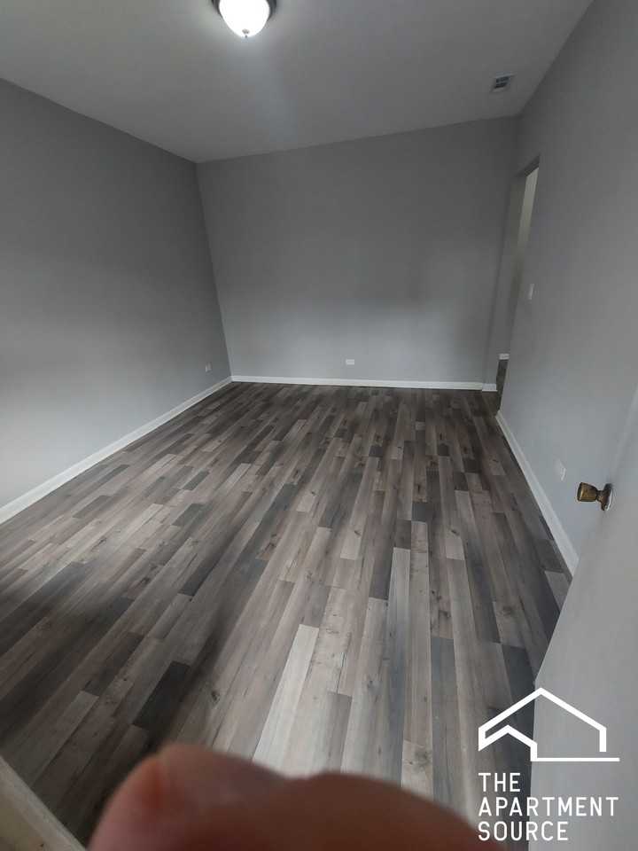245 N Mason Ave #2 - Photo 5 of 12