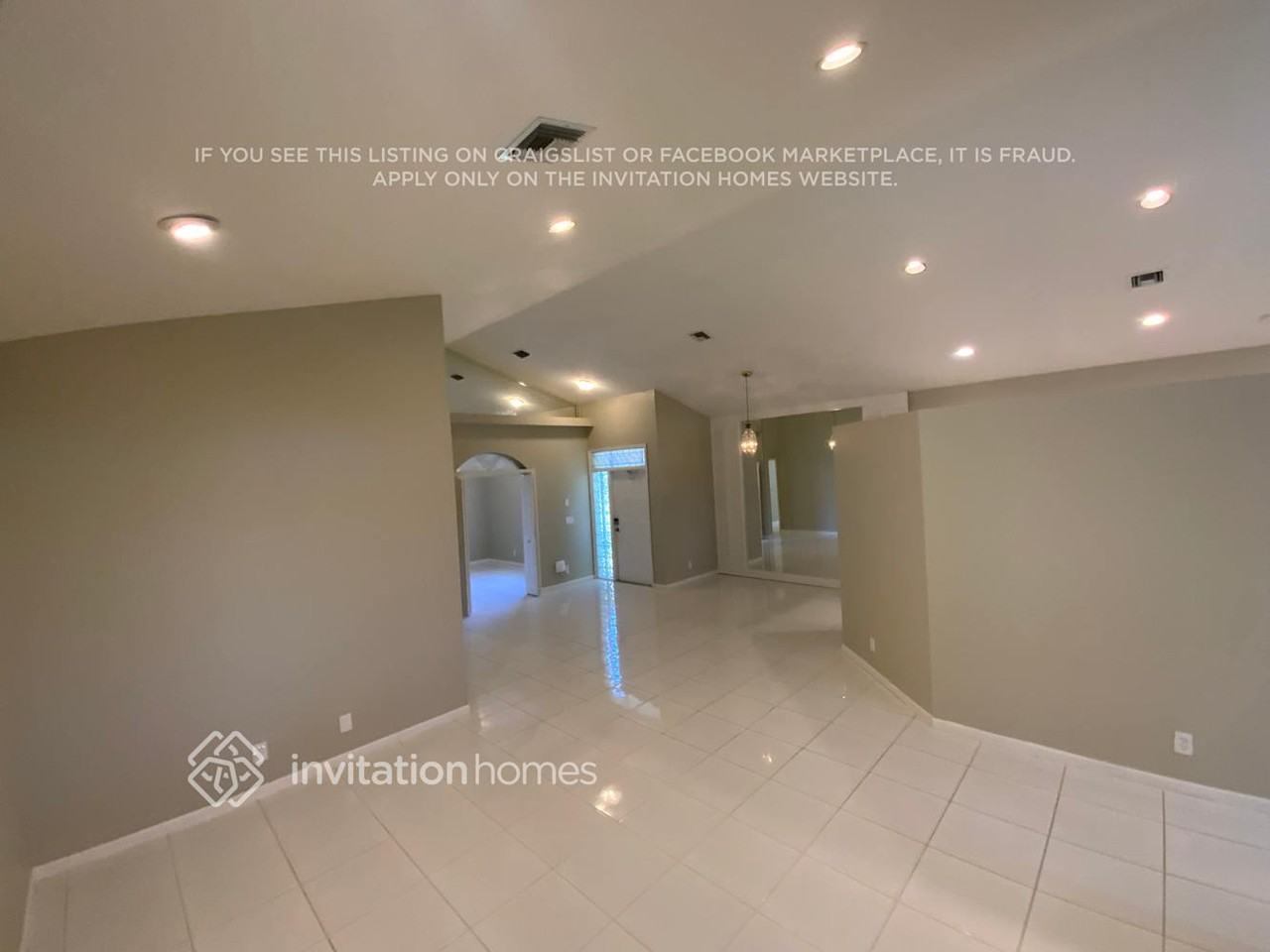 10213 Lexington Lakes Blvd N - Photo 3 of 18