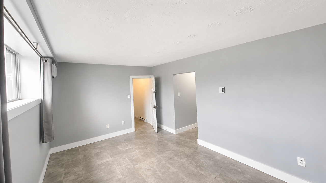23 Falkland St #3 - Photo 2 of 7