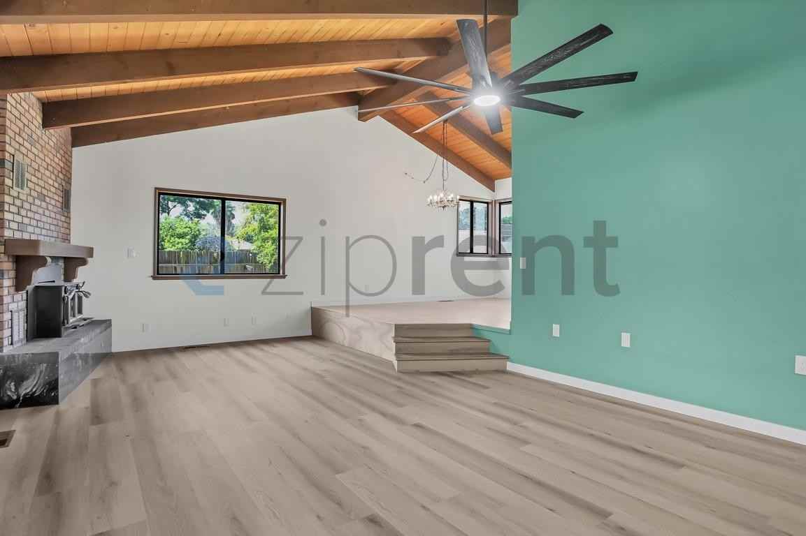 1196 Robinson Ct - Photo 7 of 45