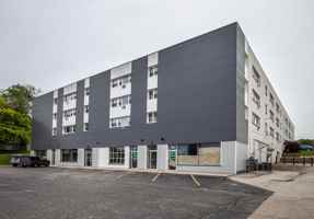 featured image of 2867 S Kinnickinnic Ave