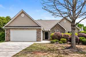 featured image of 3336 Bridle Brook Dr