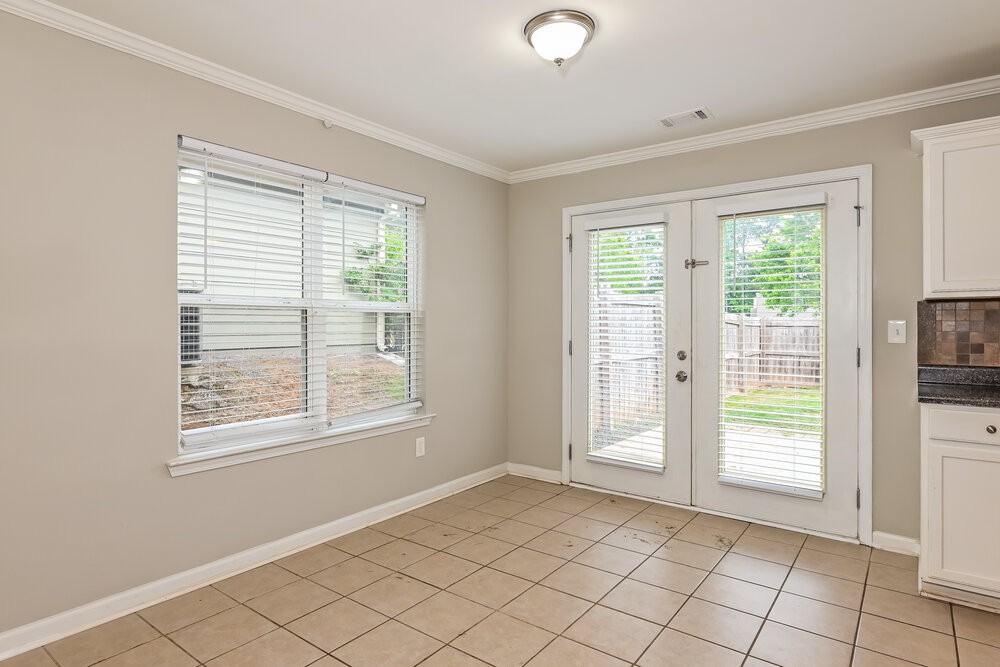 505 Walnut Woods Dr - Photo 5 of 16