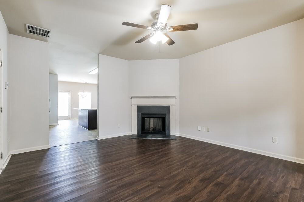 1314 Little Hampton Dr - Photo 6 of 17