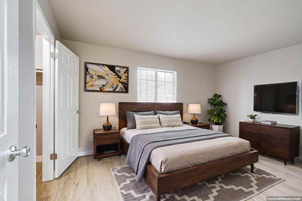 4605 Hayes Rd. - Photo 6 of 20