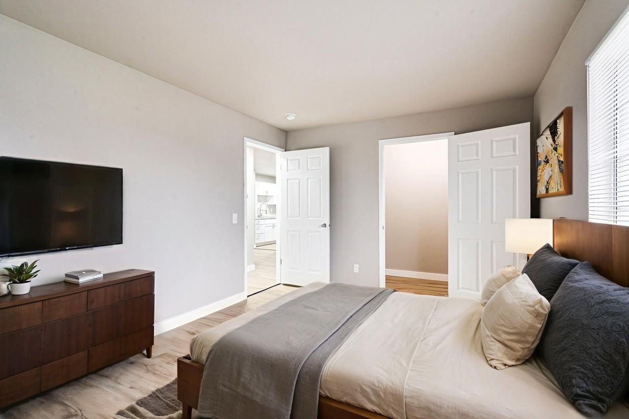 4605 Hayes Rd. - Photo 7 of 20