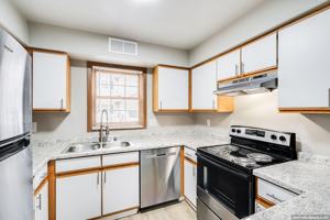 featured image of 3121 Forest Run Way