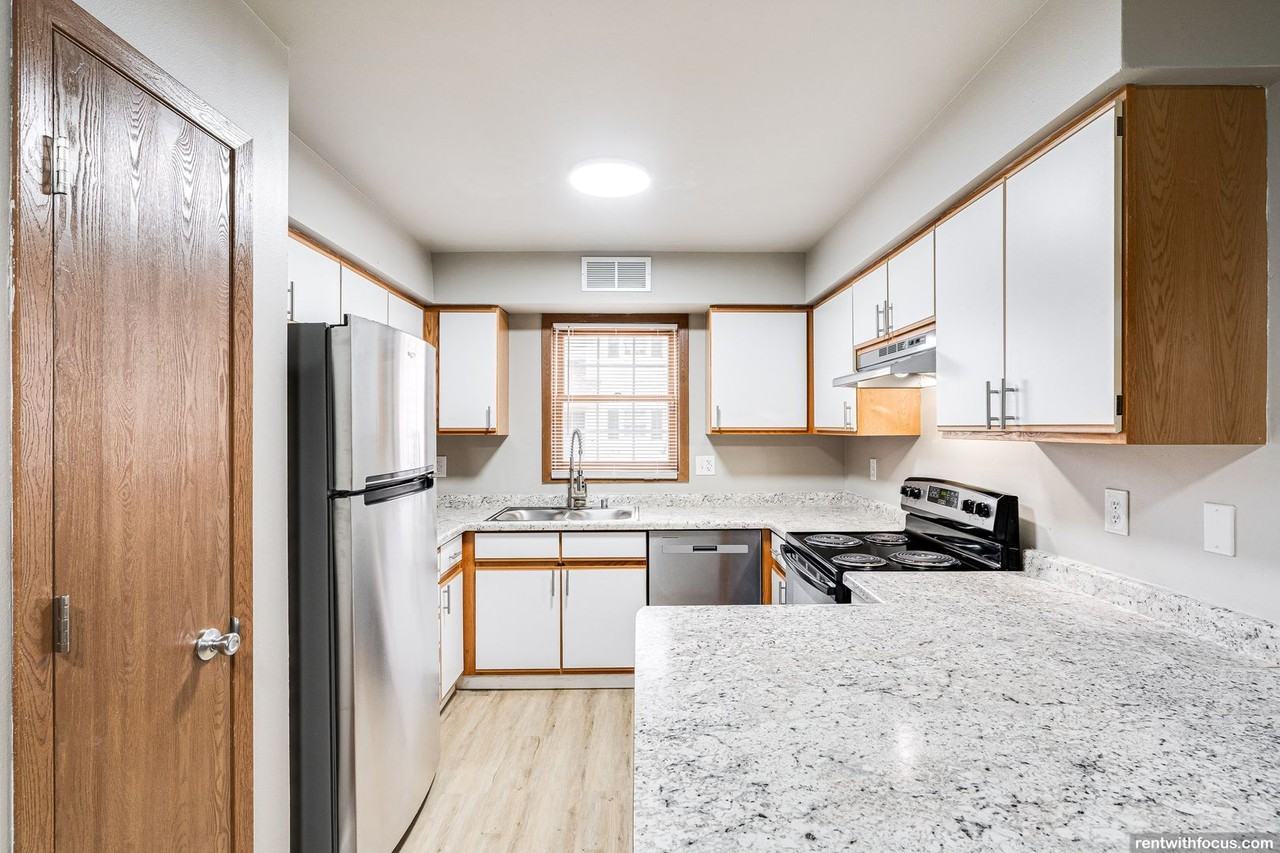 3121 Forest Run Ct. - Photo 2 of 29