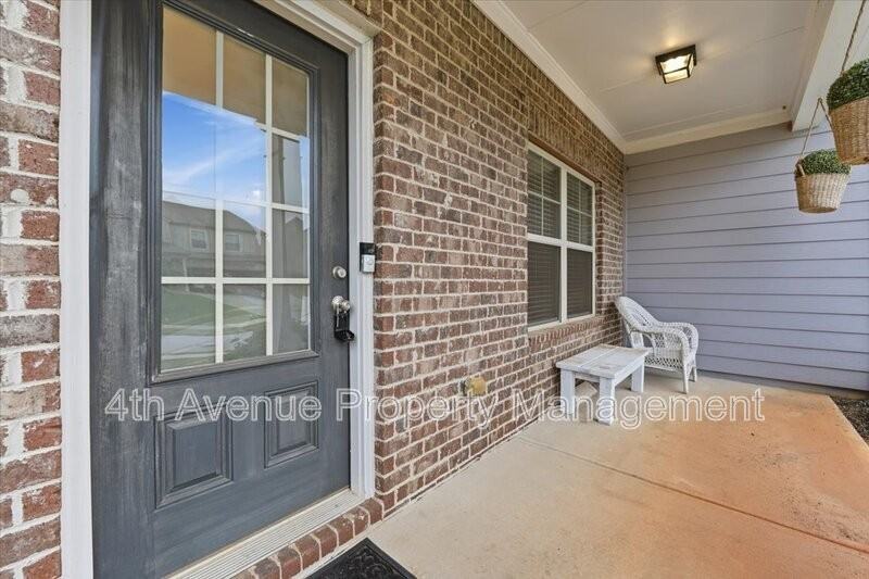 6834 Lancaster Xing - Photo 3 of 36