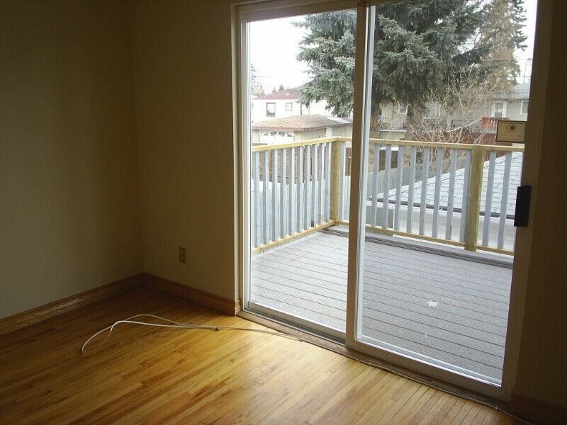 1231 Colgrove Avenue Northeast - Photo 7 of 9
