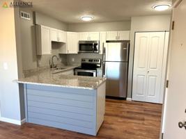 featured image of 701 N 9th St