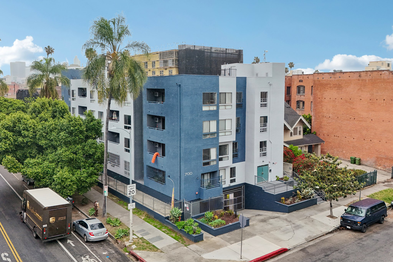 700 S. Berendo Ave - Photo 3 of 18