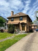 featured image of 411 9th St