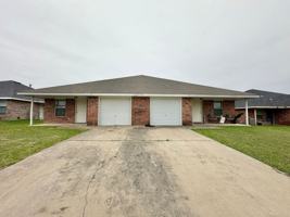 featured image of 2604 Alma Dr